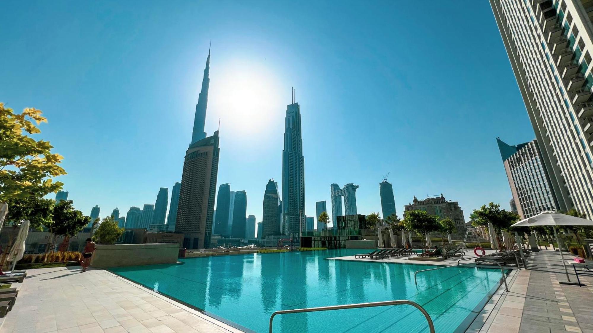 अपार्टमेंट Mall Connected! Amazing Burj Khalifa View! Excellent Pool & Gym Access! *